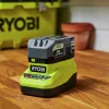 Batteriladdare RC18120A>Ryobi Outlet