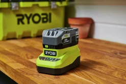 Batteriladdare RC18120A>Ryobi Outlet