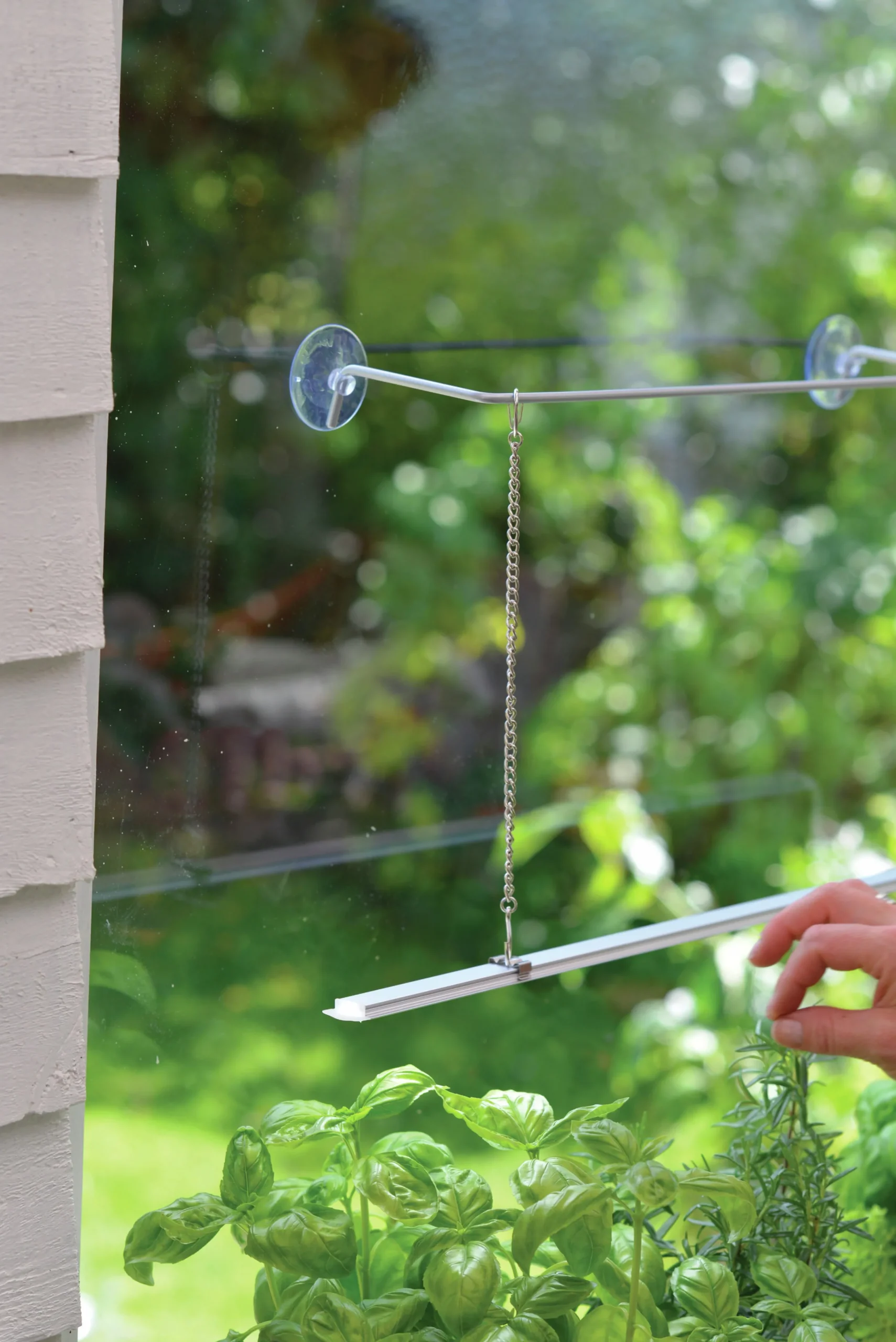 Hängare till LED-ramp med sugproppar>Nelson Garden Sale