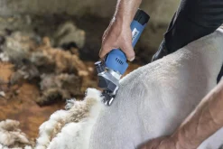 Klippmaskin Farmclipper Akku2 får med 2 batterier>Kerbl New